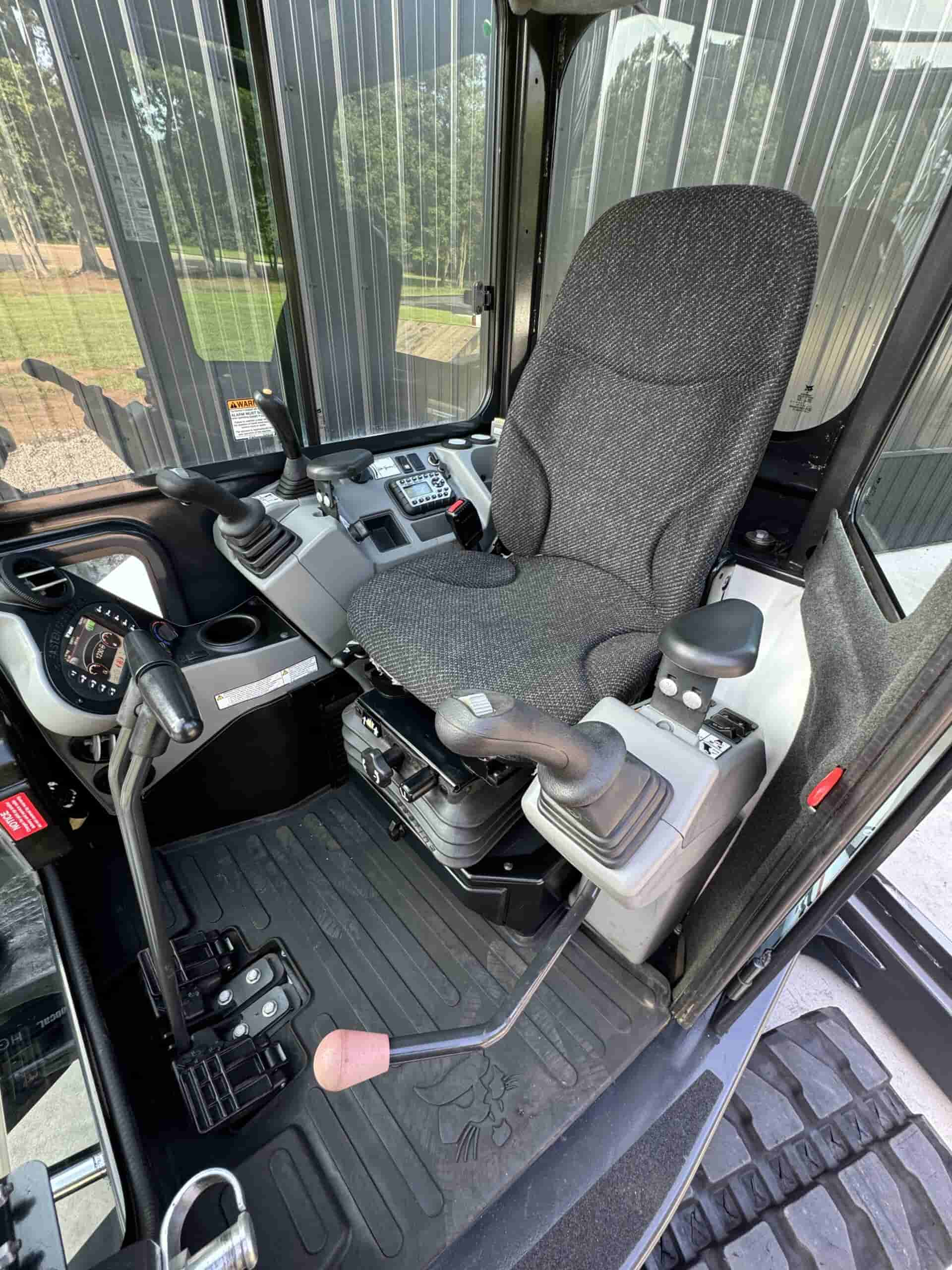 2019 BOBCAT E55
